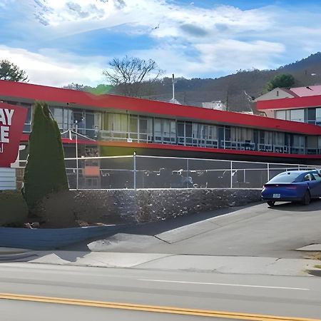 Holiday Lodge Virginia Pearisburg エクステリア 写真