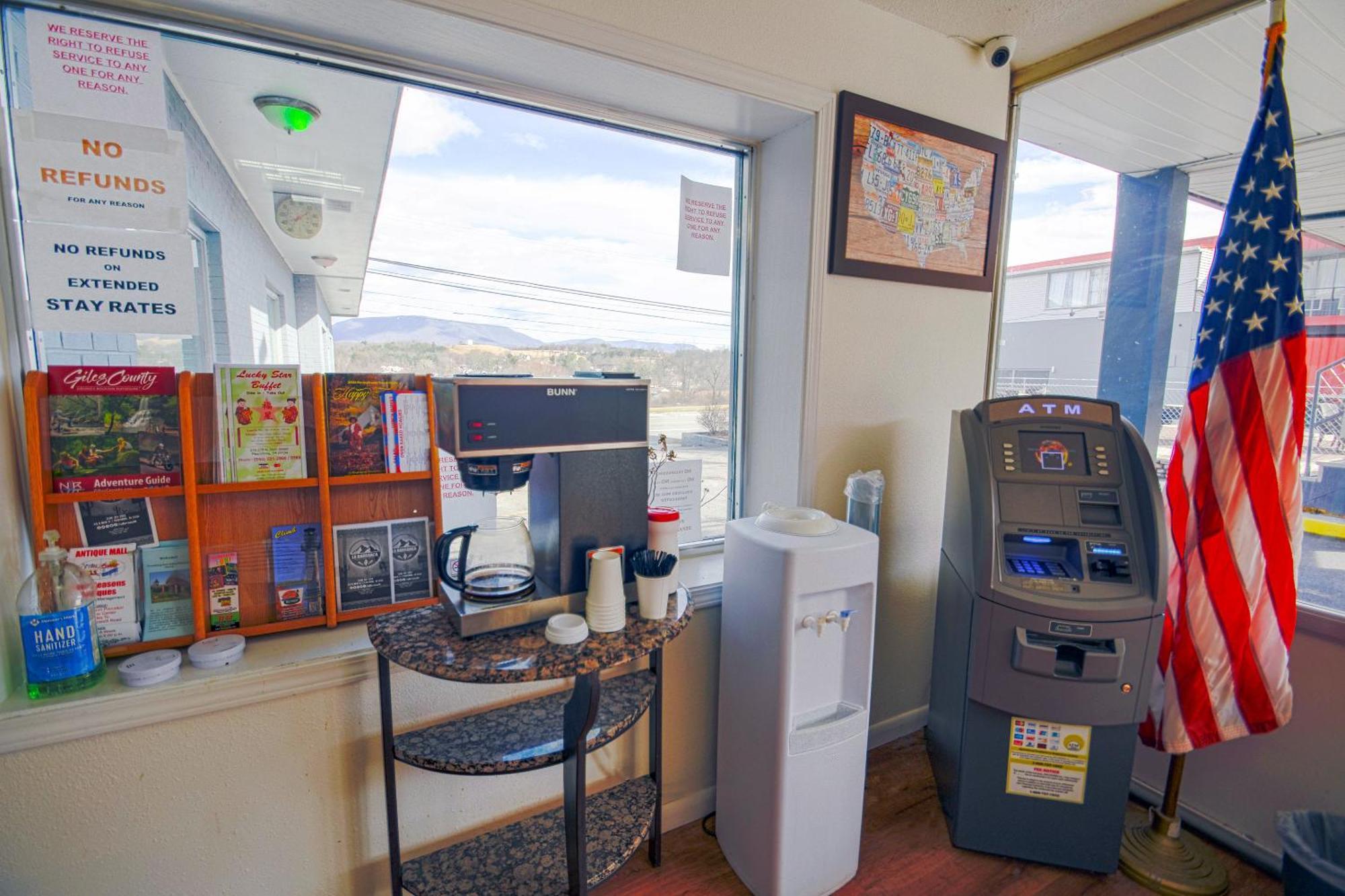 Holiday Lodge Virginia Pearisburg エクステリア 写真